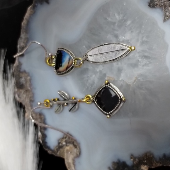 Jewelry - Unique miss matched earrings